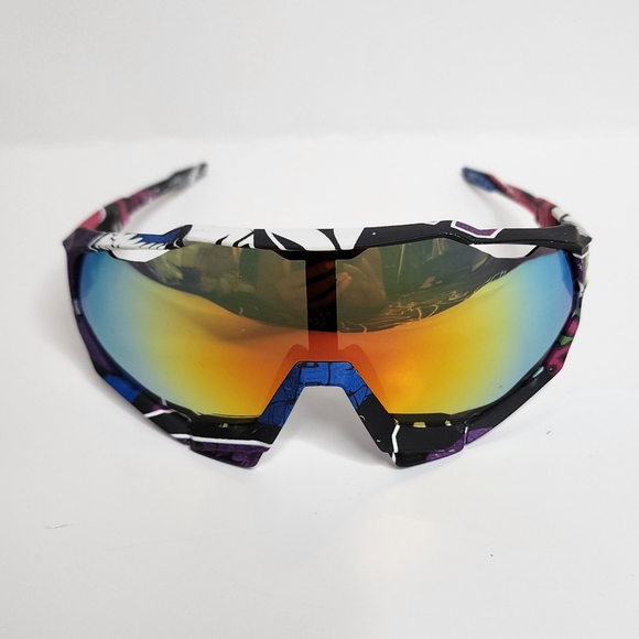 All Season Wrap Sunglasses | Cartoon Design - Picture 2 of 5